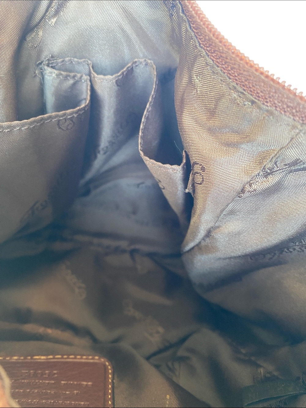 Fossil Classic Brown Leather Hobo Shoulder Bag - Picture 7 of 8